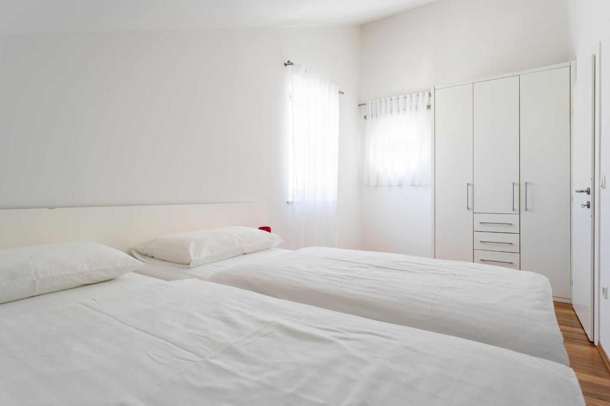 Apartments Barbati Novalja Εξωτερικό φωτογραφία