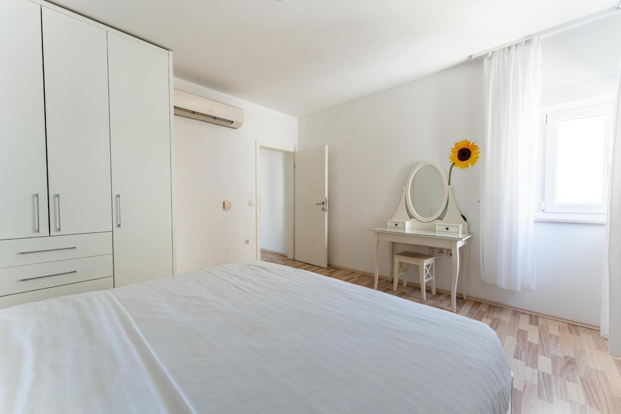 Apartments Barbati Novalja Εξωτερικό φωτογραφία